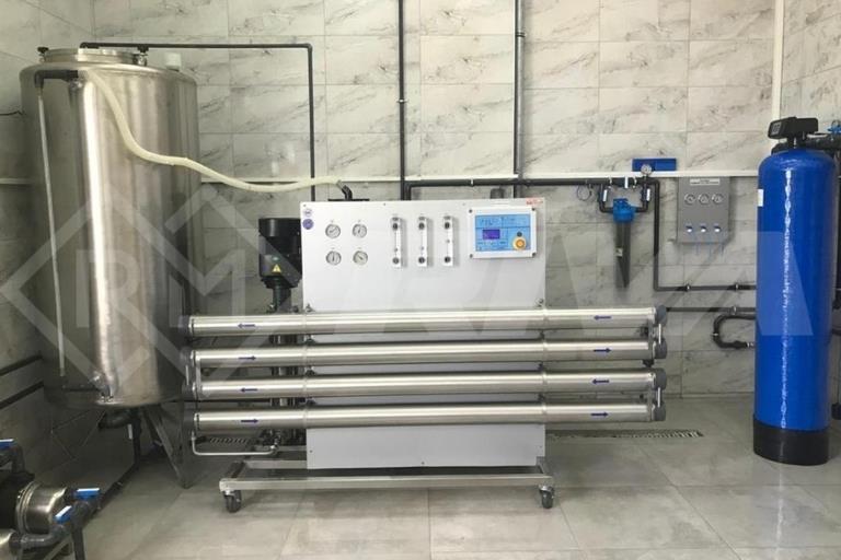 Hemodialysis Water Treatment System and Treatment Methods.